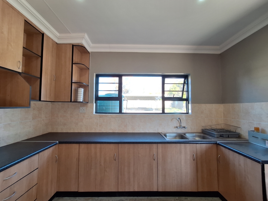 4 Bedroom Property for Sale in Vrede Free State